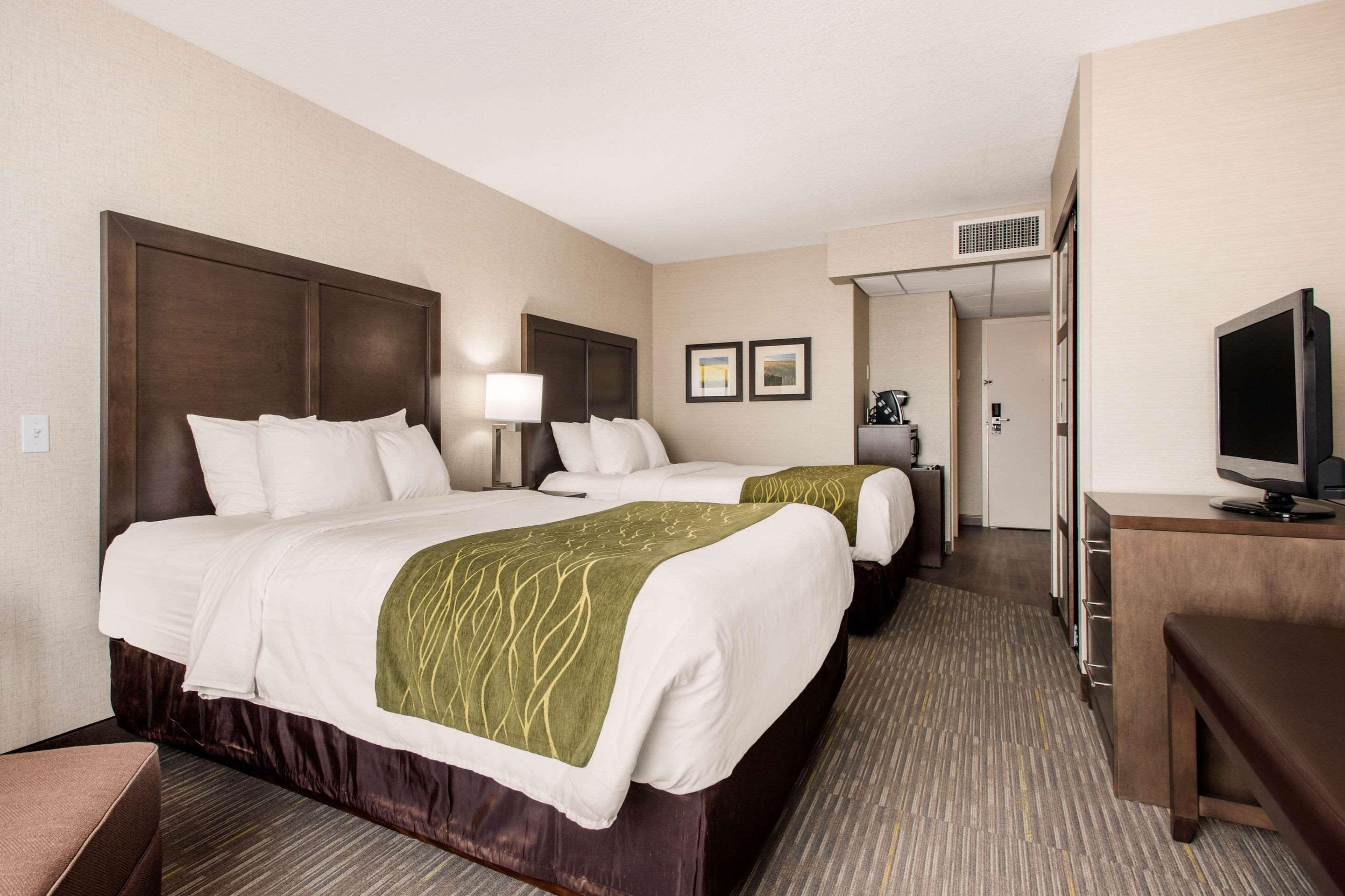 Comfort Inn & Suites Red Deer Eksteriør billede