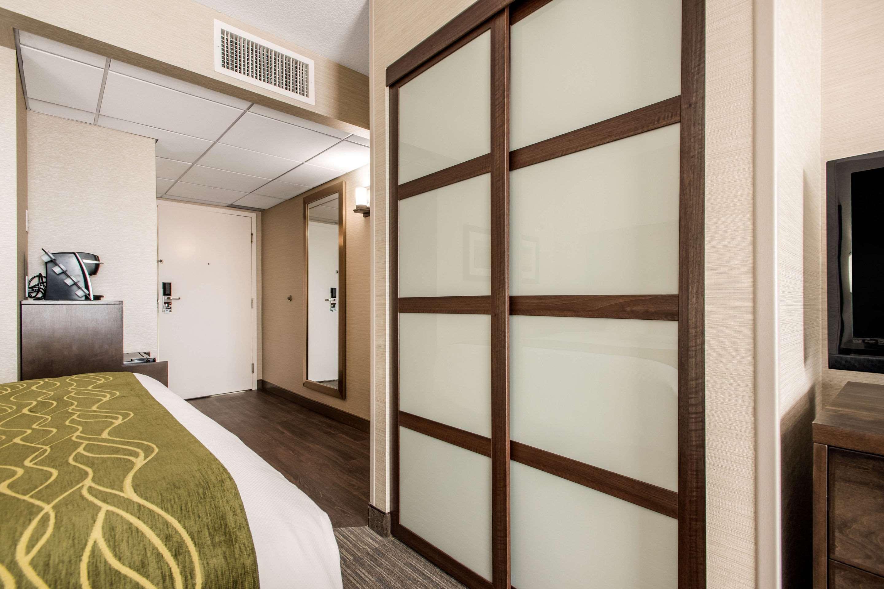 Comfort Inn & Suites Red Deer Eksteriør billede