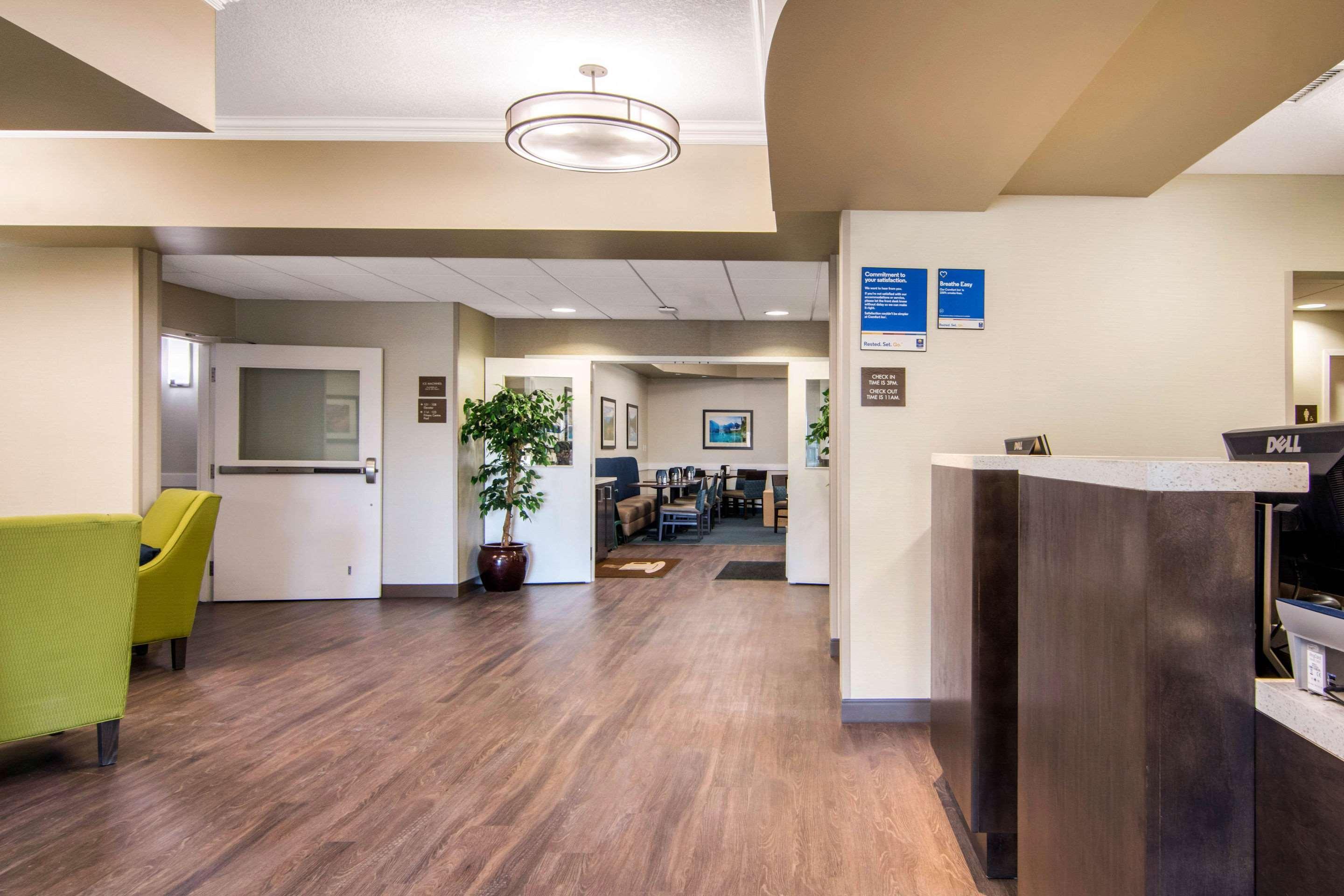 Comfort Inn & Suites Red Deer Eksteriør billede