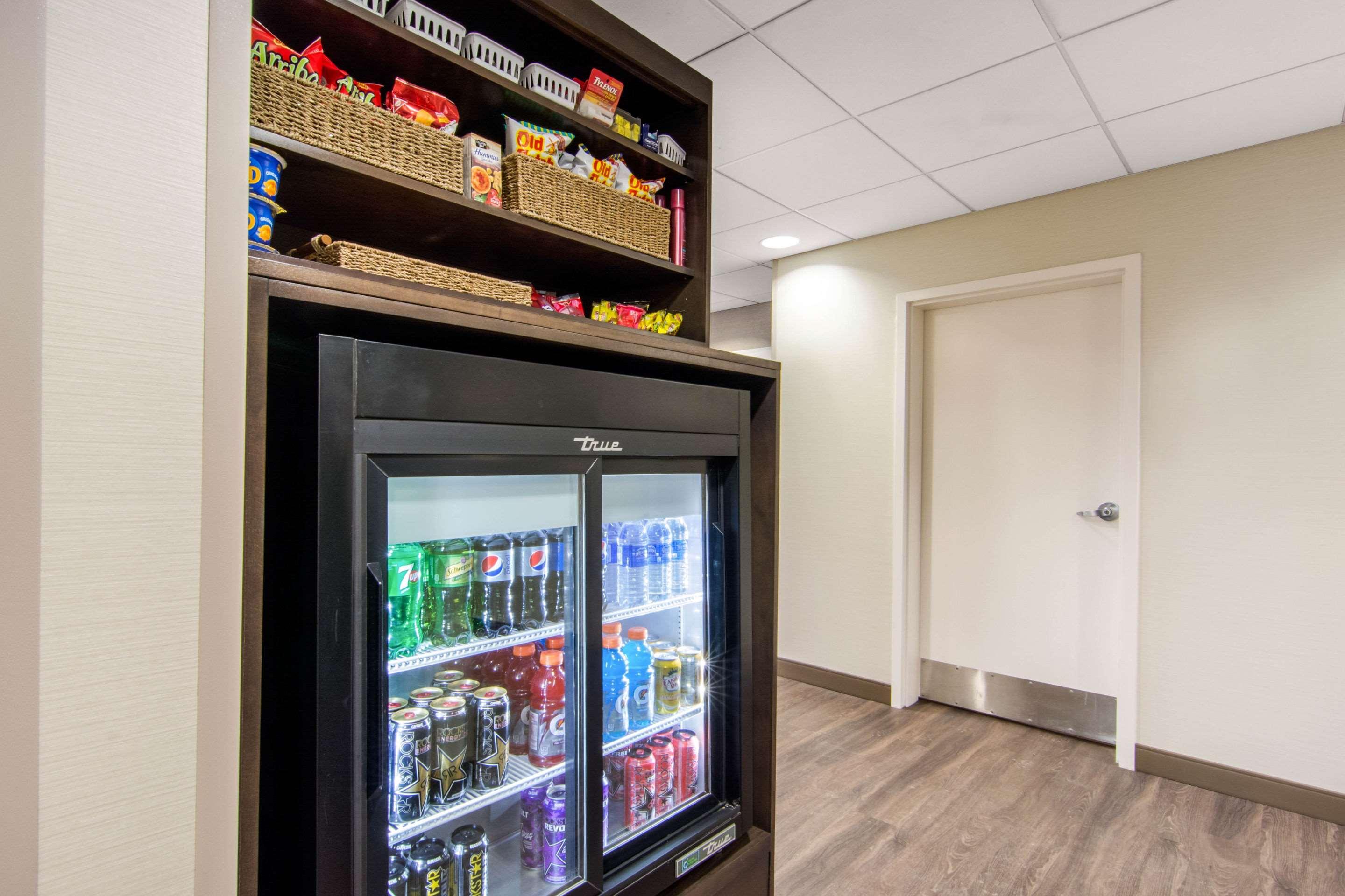 Comfort Inn & Suites Red Deer Eksteriør billede