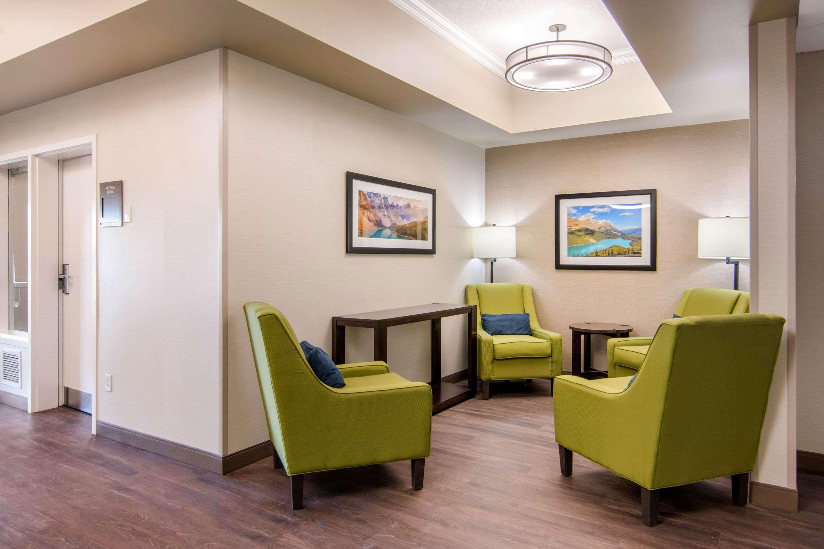 Comfort Inn & Suites Red Deer Eksteriør billede