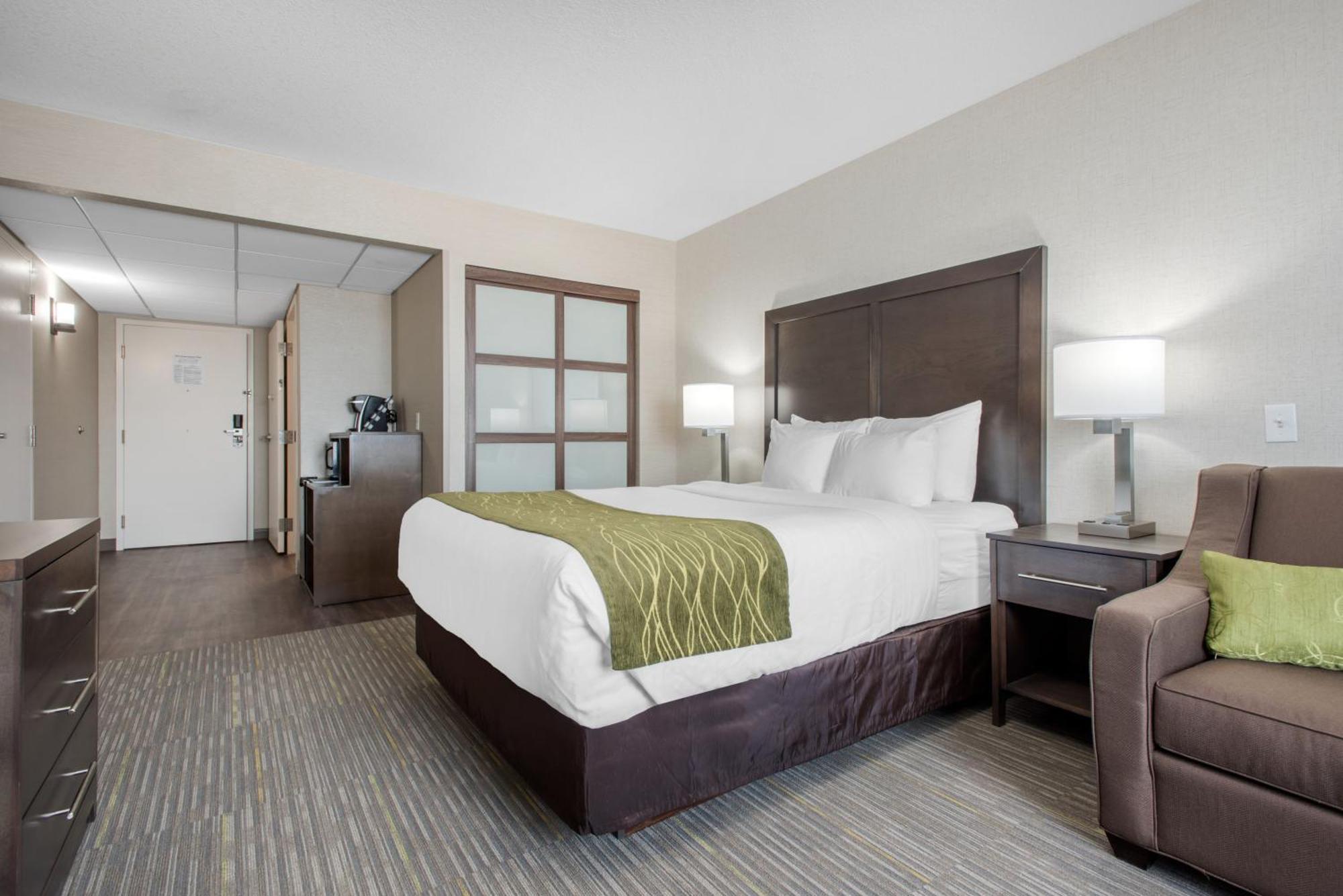 Comfort Inn & Suites Red Deer Eksteriør billede